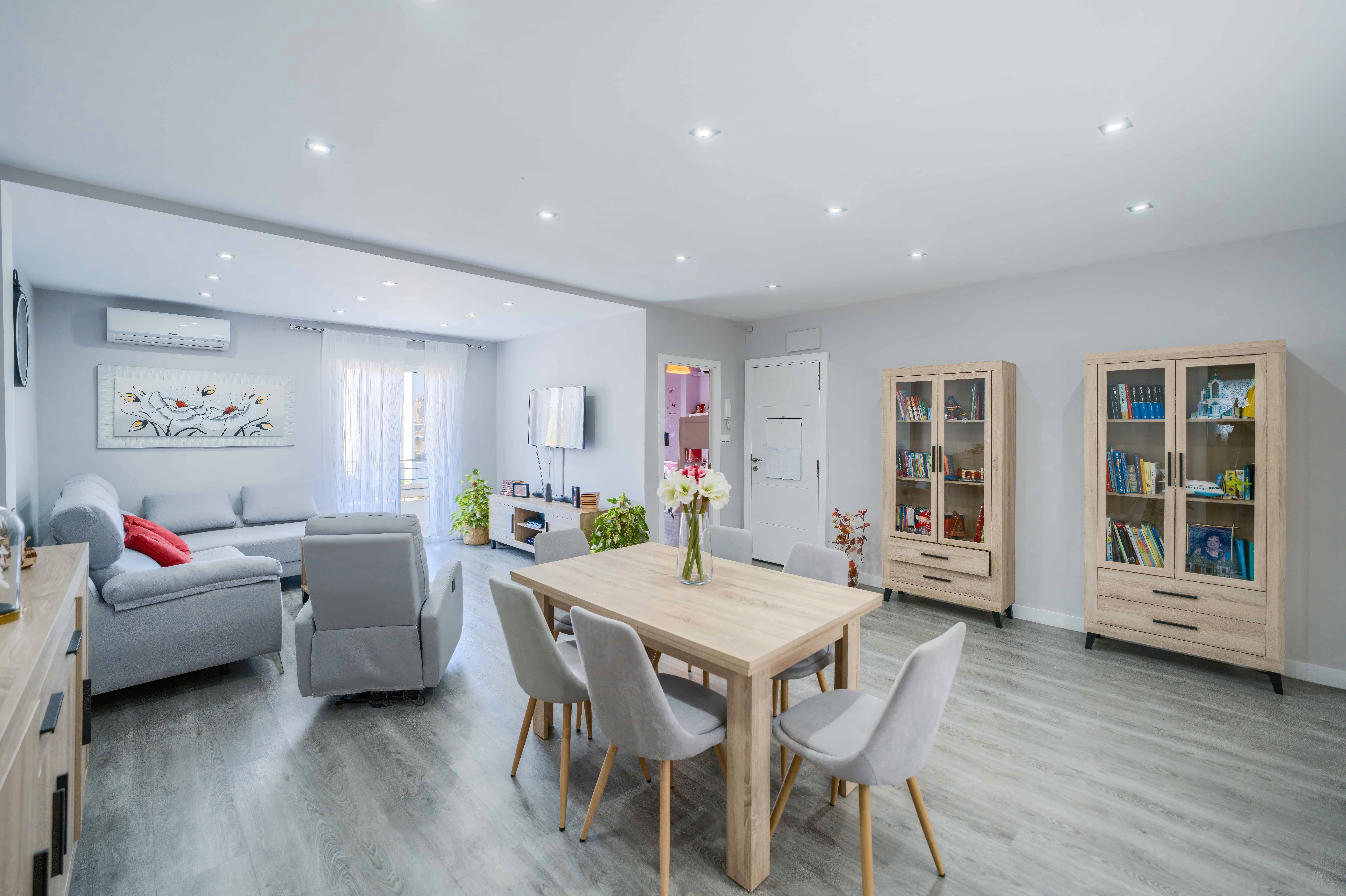 Sala d'estar de Apartament en venda en  Sevilla Capital