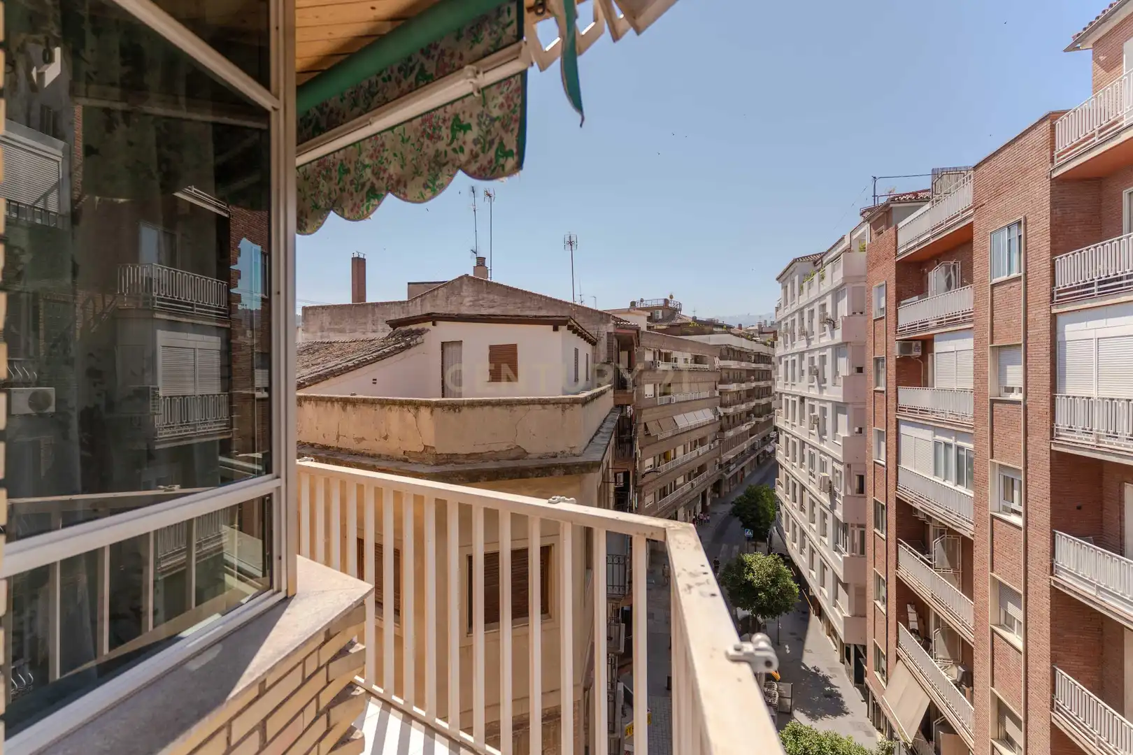 Terraza de Piso en venta en Granada con Trastero y Balcón