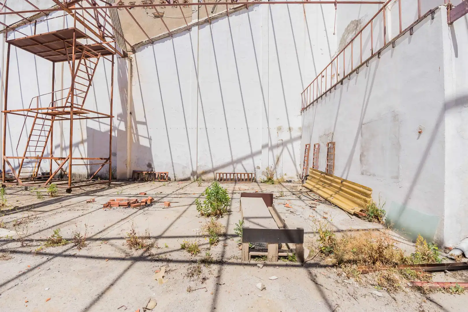 Exterior view of Industrial buildings for sale in Torremolinos