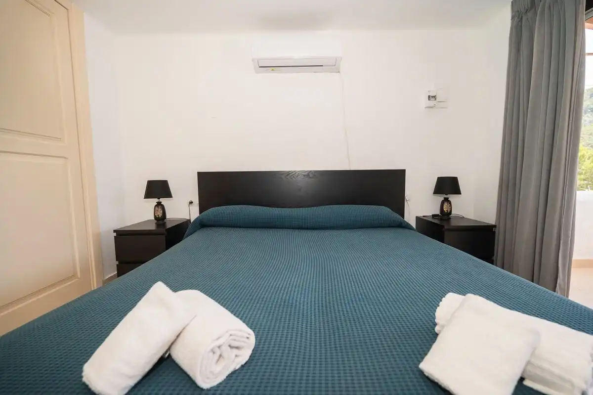 Bedroom of Flat for sale in Santa Eulària des Riu  with Air Conditioner, Heating and Private garden
