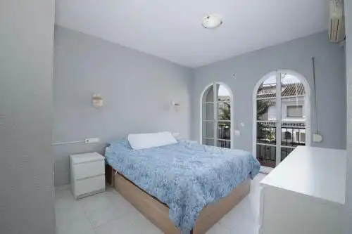 Bedroom of Houses for sale in Mijas  with Air Conditioner, Terrace and Storage room