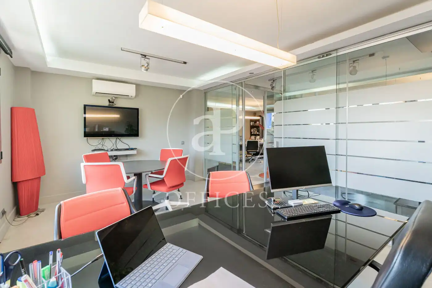 Office for rent in Madrid  with Air Conditioner