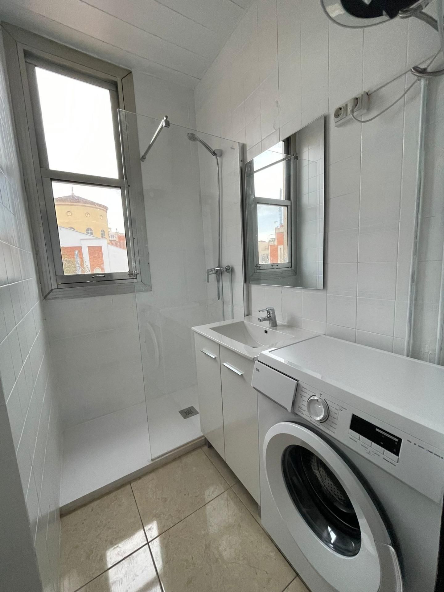 Bathroom of Flat for sale in Sant Adrià de Besòs