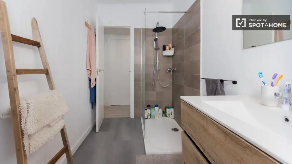 Room in Barrio de Patraix