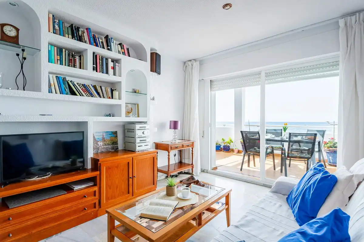 Sala de estar de Apartamento de alquiler en Almuñécar con Terraza y Amueblado