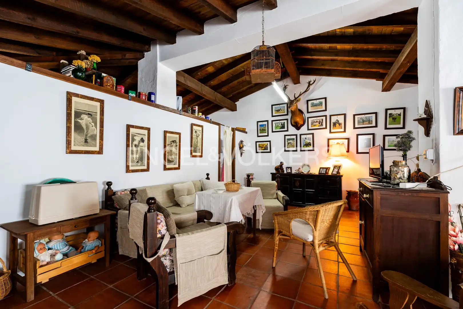Houses for sale in Grazalema  with Air Conditioner, Heating and Storage room