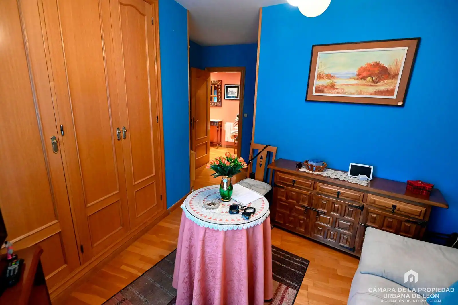 Habitación de Piso en venta en León Capital  con Calefacción, Terraza y Trastero