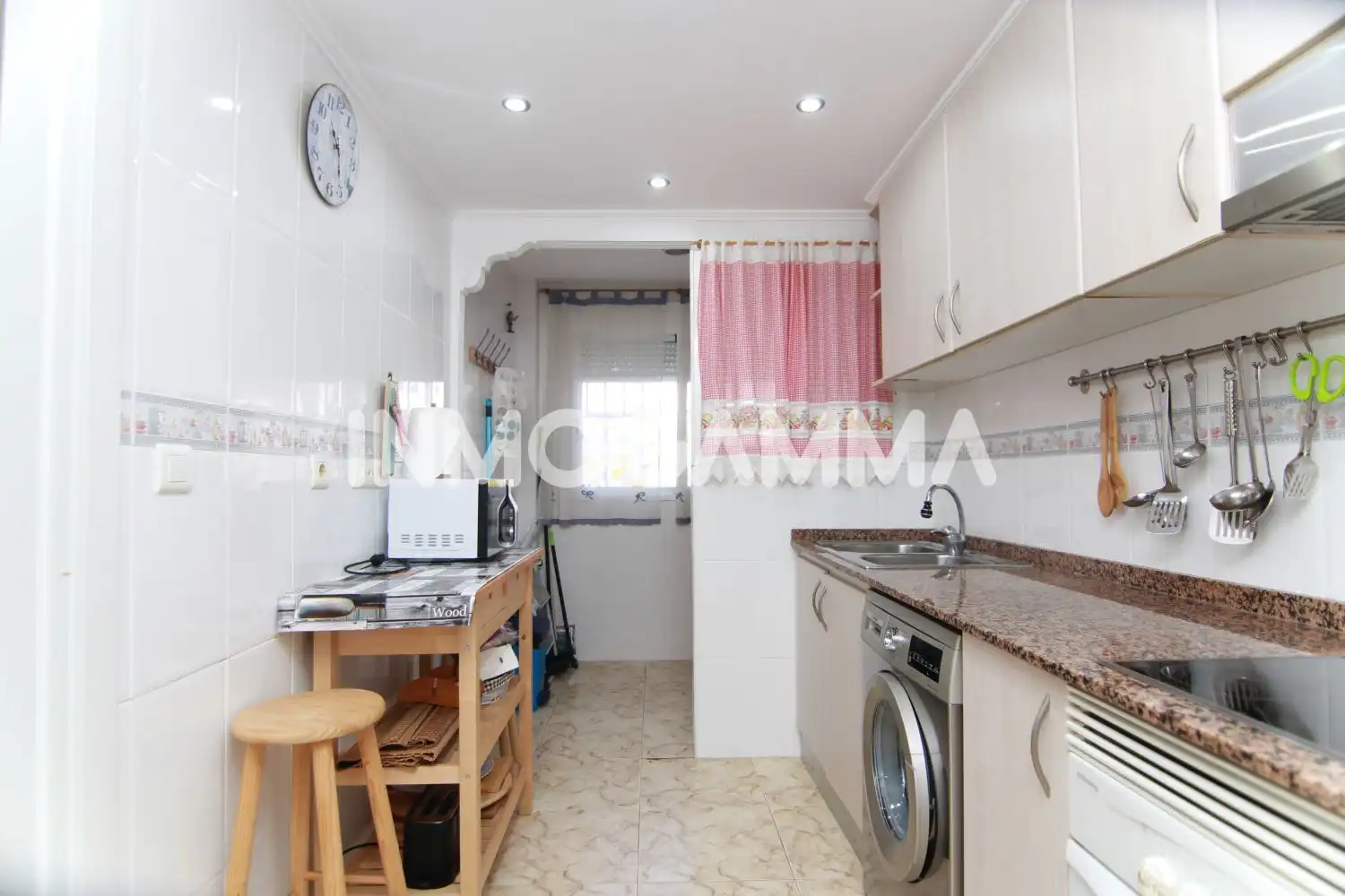 Küche von Maisonette zum Verkauf in Cullera mit Klimaanlage, Abstellraum und Balkon
