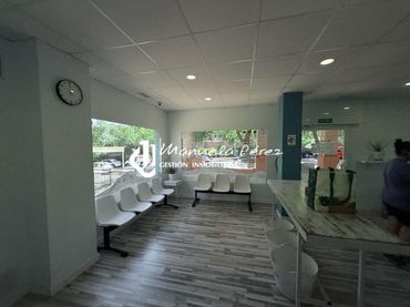 Local comercial en venda a Casco Antiguo