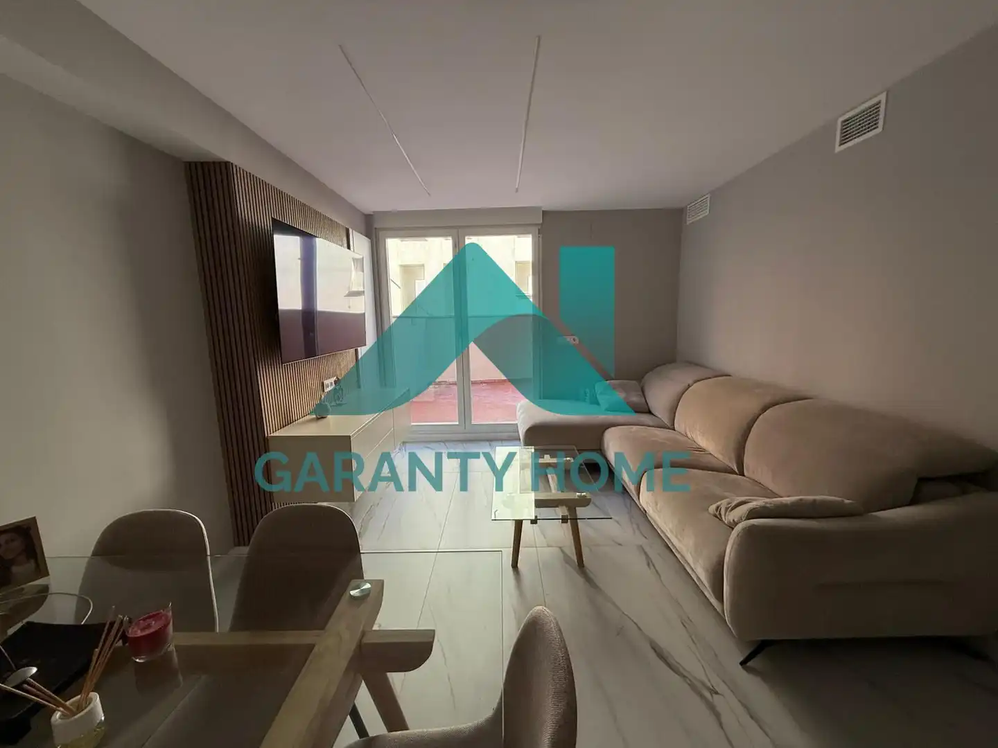 Sala d'estar de Apartament en venda en Cáceres amb Aire condicionat i Calefacció