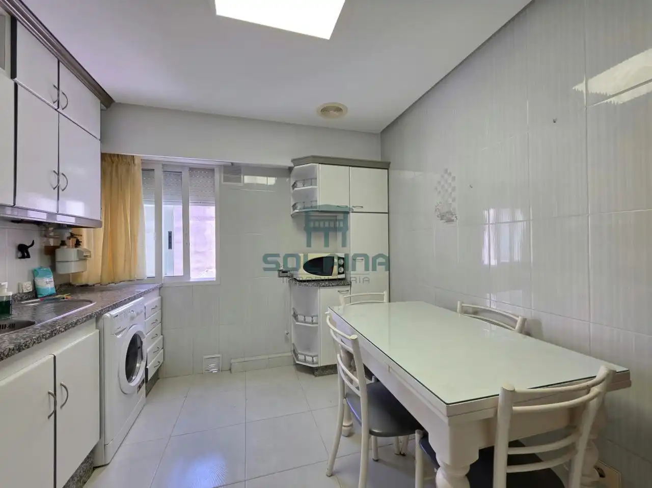 Cocina de Piso en venta en Ourense Capital  con Aire acondicionado, Calefacción y Parquet