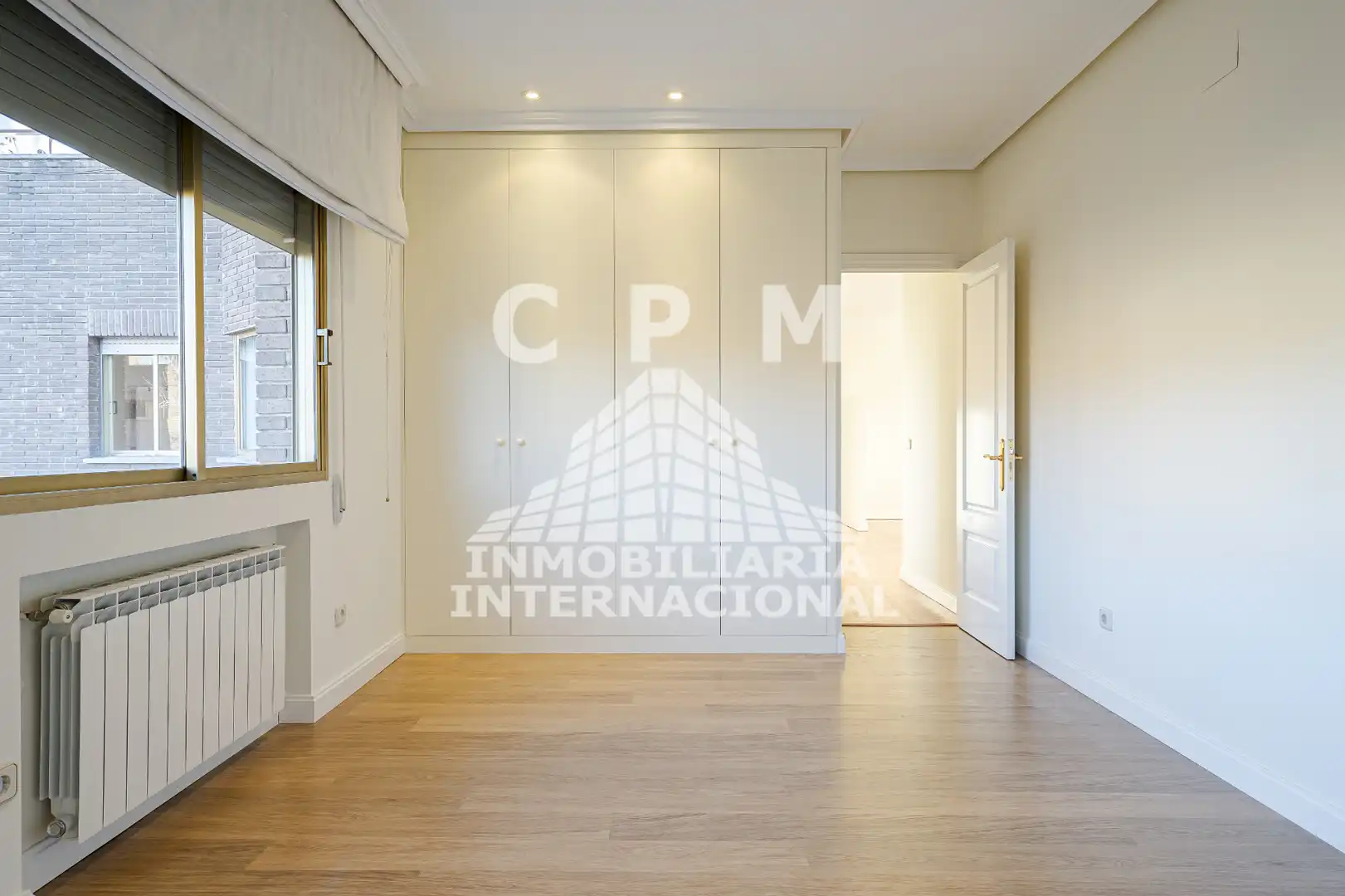 Schlafzimmer von Wohnung zur Miete in Madrid mit Klimaanlage, Heizung und Parkett