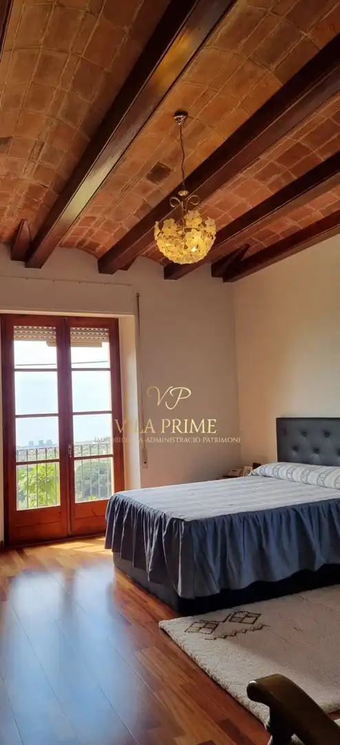 Schlafzimmer von Country house zum Verkauf in Mataró mit Klimaanlage, Heizung und Privatgarten