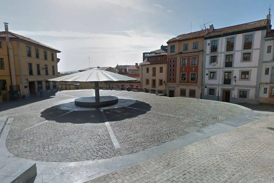 Exterior view of Flat for rent in Oviedo   with Heating and Furnished