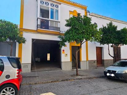 Exterior view of House or chalet for sale in Lebrija  with Air Conditioner, Heating and Parquet flooring