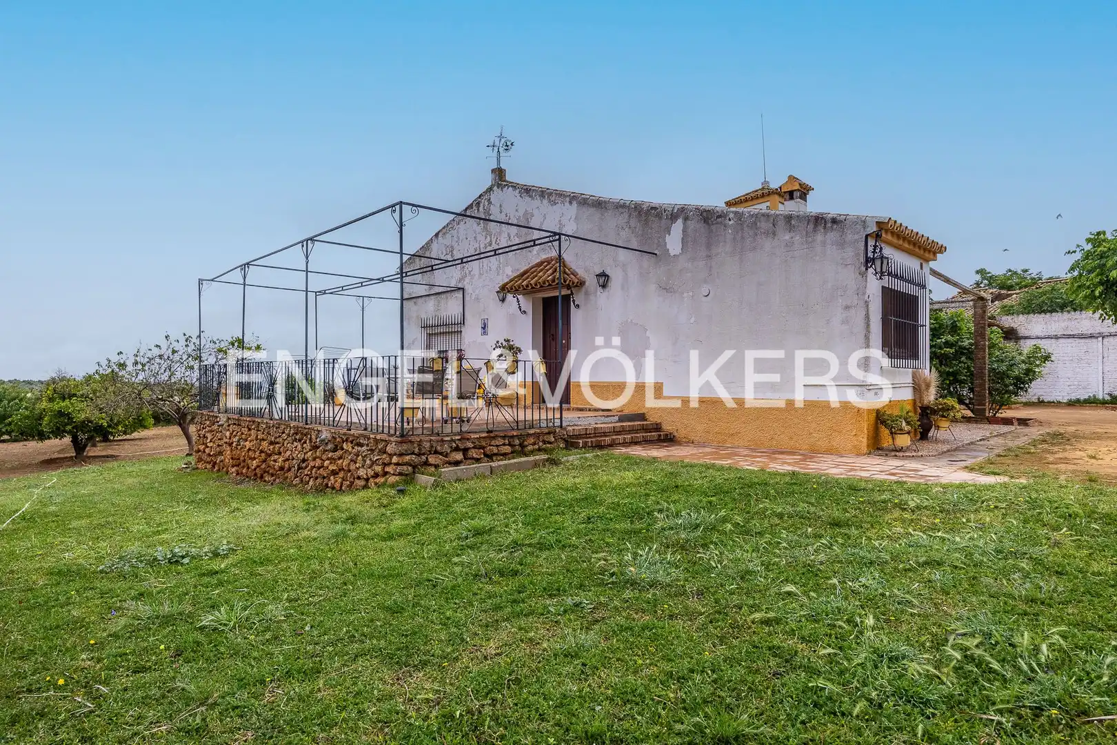 Casa rústica amb terrassa en venda a Mairena del Alcor, imagen 65