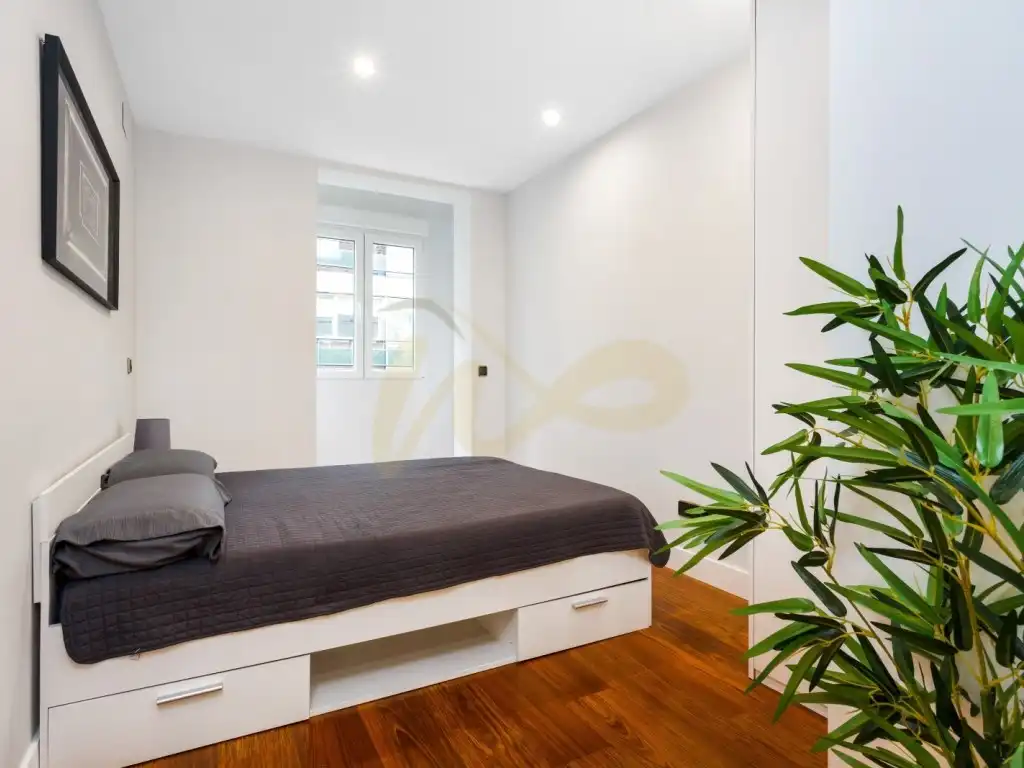 Schlafzimmer von Wohnung zur Miete in Madrid