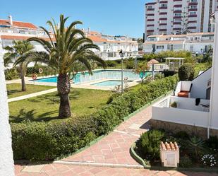 Piscina de Casa adosada en venda en Torrox amb Aire condicionat, Calefacció i Terrassa