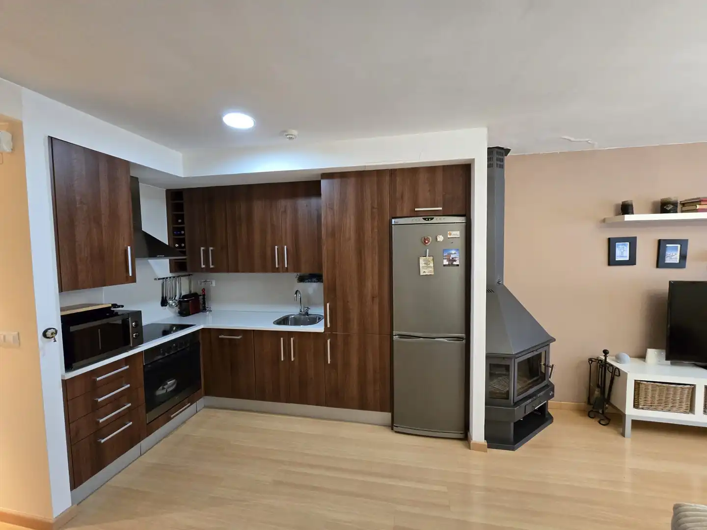 Cocina de Apartamento en venta en Benasque con Aire acondicionado, Calefacción y Amueblado