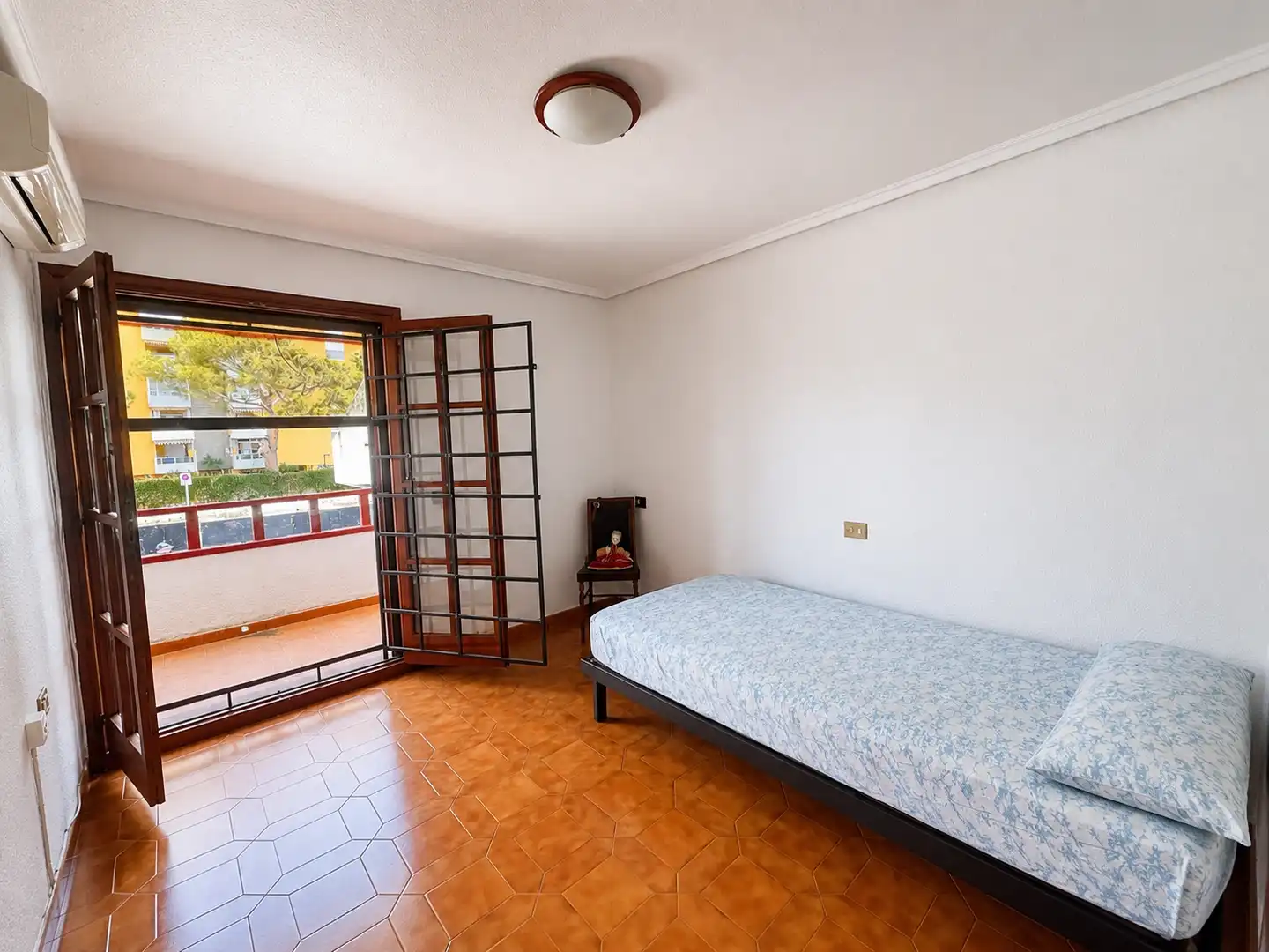 Dormitori de Casa o xalet en venda en Canet d'En Berenguer amb Aire condicionat, Jardí privat i Traster