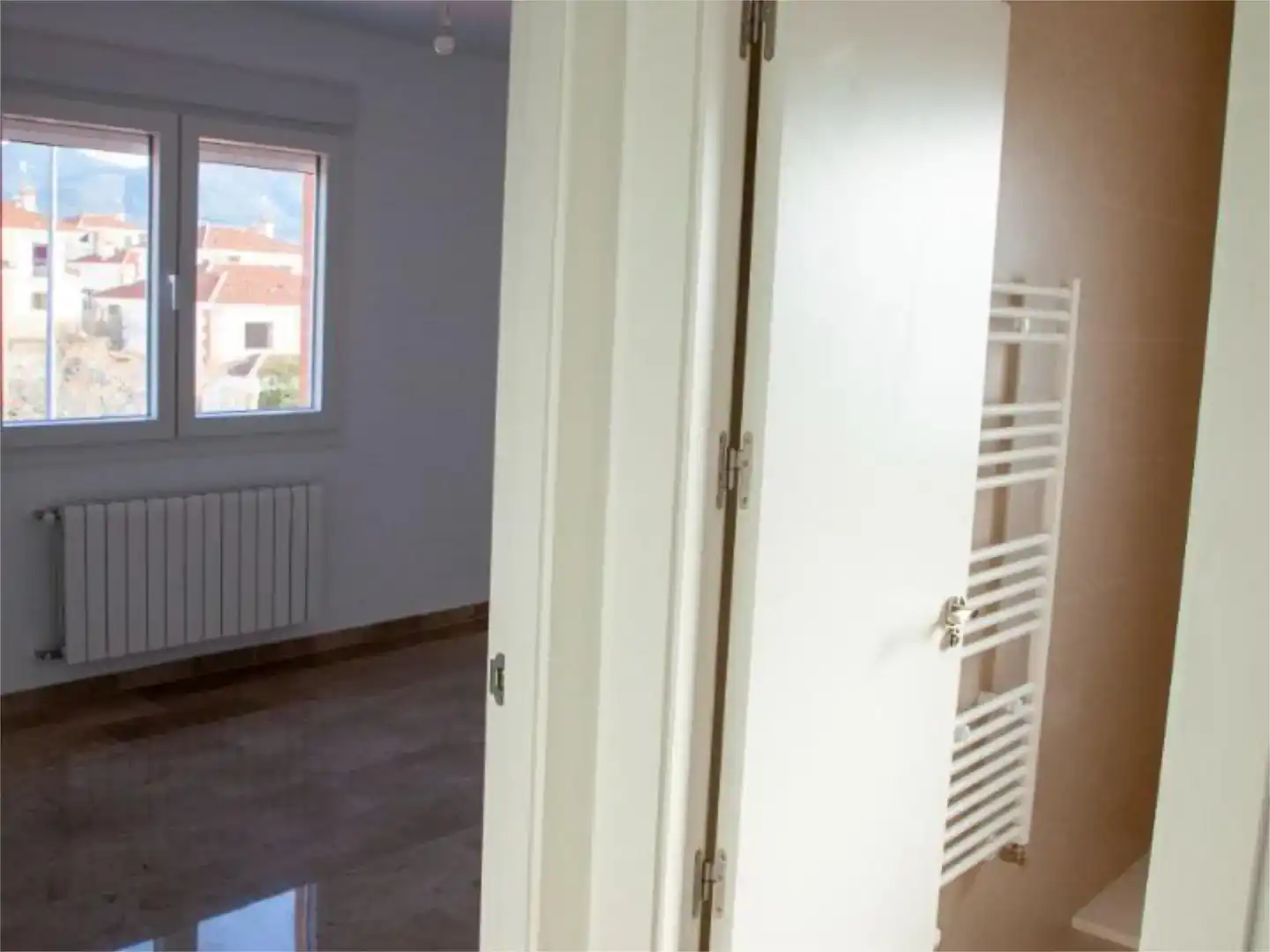 Piso en venta en Villa de Otura con Jardín privado