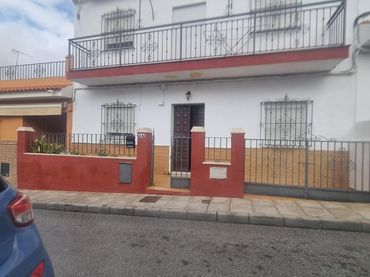 Casa en venda a Gines