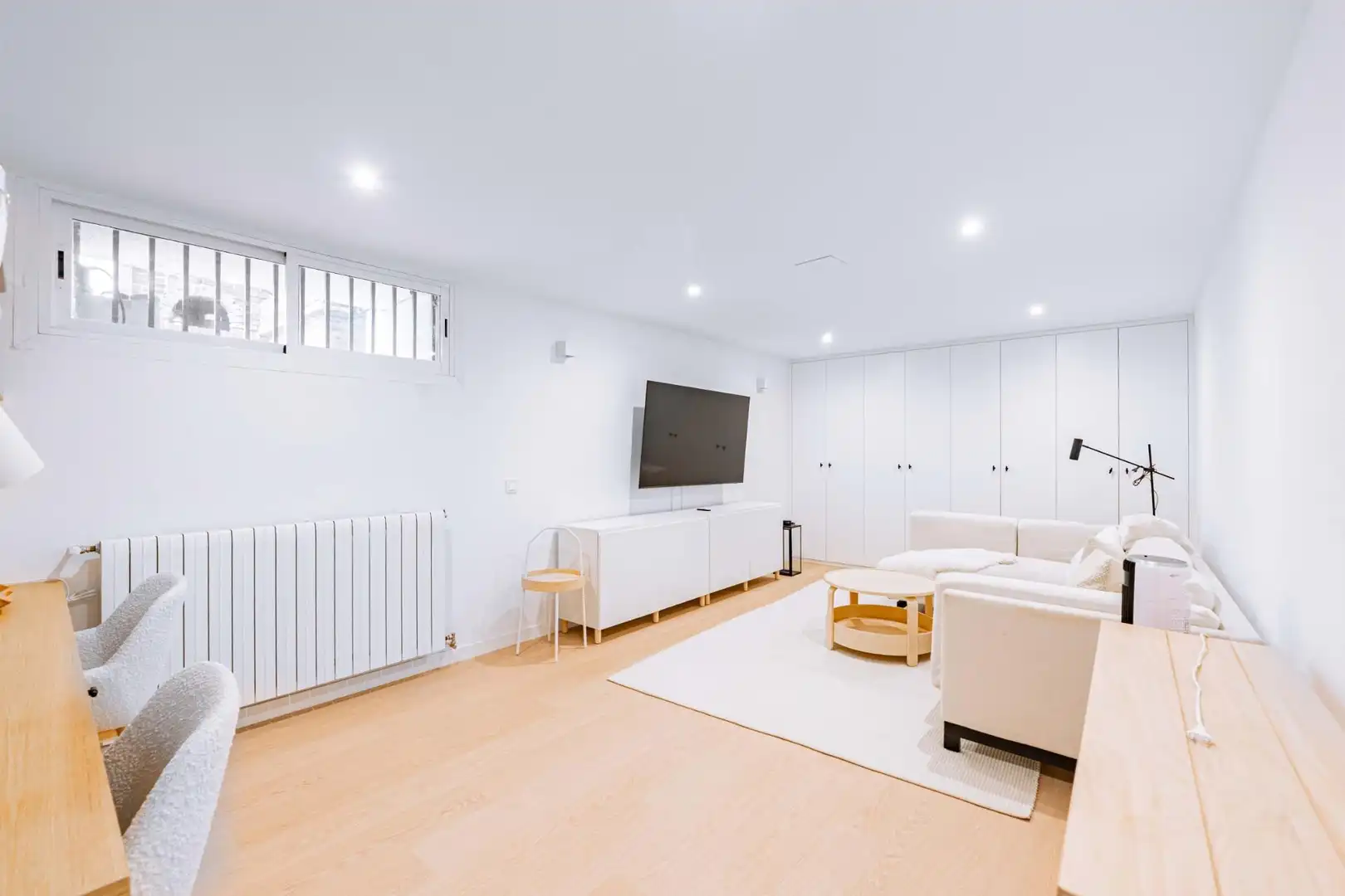 Casa aparellada amb piscina de lloguer a Urbanización Este - Montepríncipe, imagen 40