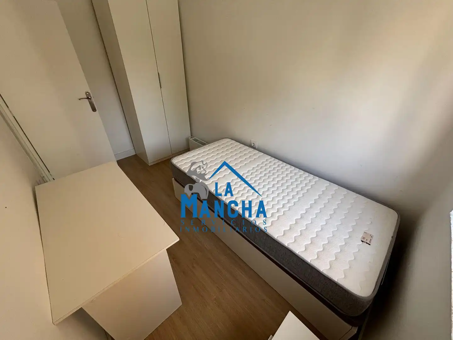 Wohnung zur Miete in Hermanos Falcó