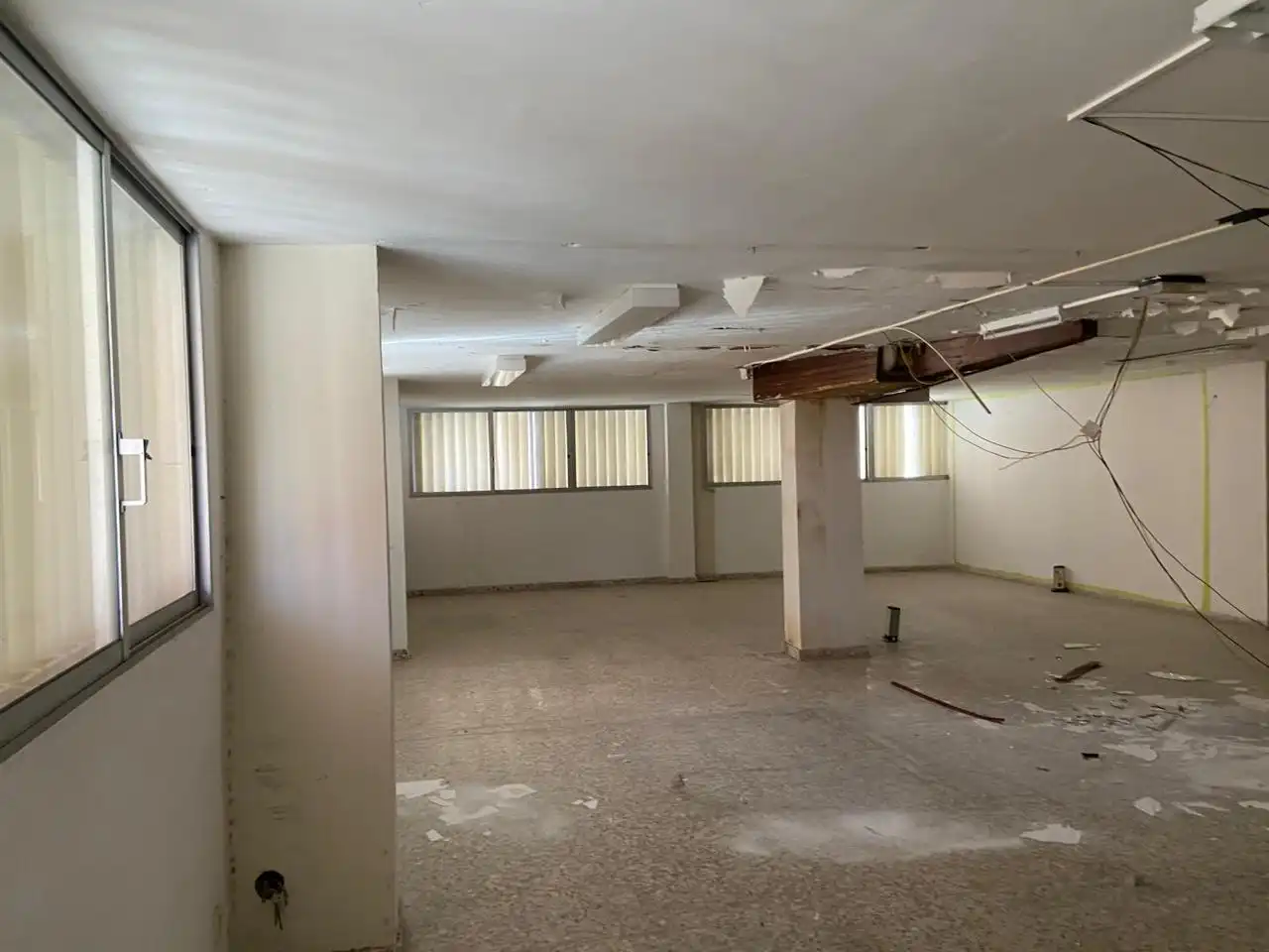 Local comercial en venda a De Masdenverge, imagen 26