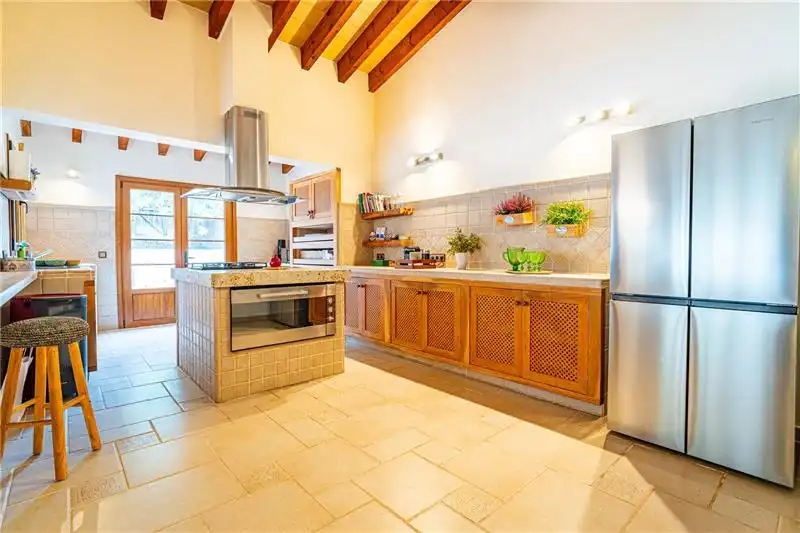 Cuina de Casa o xalet en venda en Calvià amb Aire condicionat, Jardí privat i Terrassa