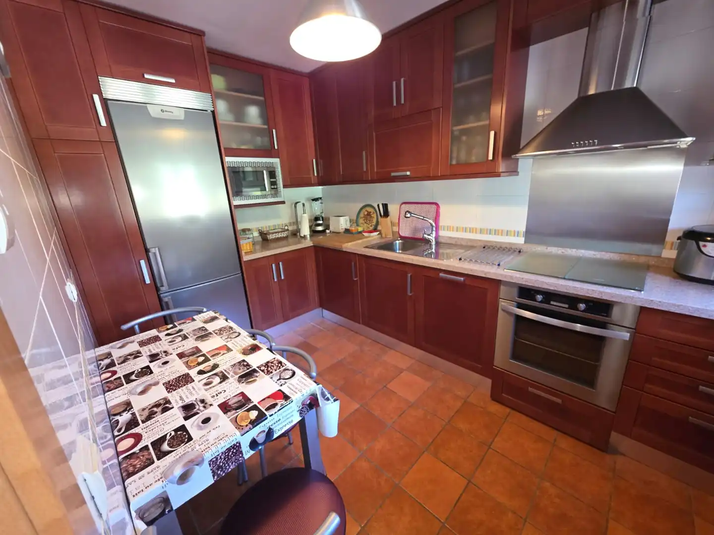 Kitchen of Detached homes for sale in Arenas de San Pedro  with Air Conditioner, Heating and Community pool