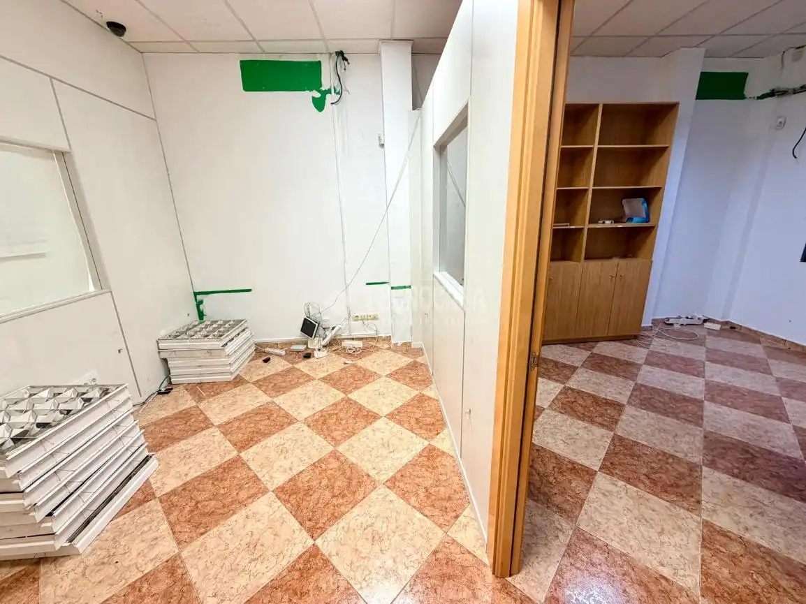 Local comercial en alquiler en Zona Centro - Ayuntamiento, imagen 7