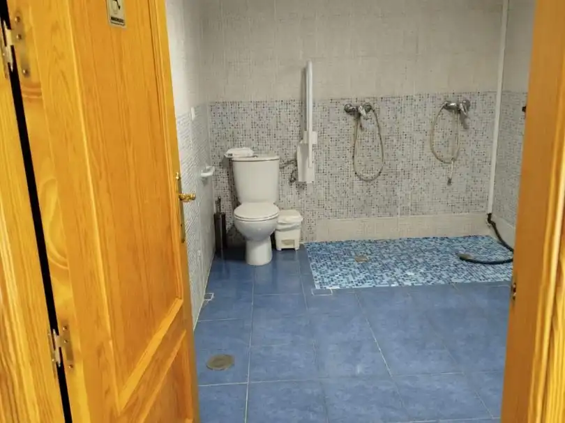 Baño de Local en venta en Málaga con Aire acondicionado, Calefacción y Parquet