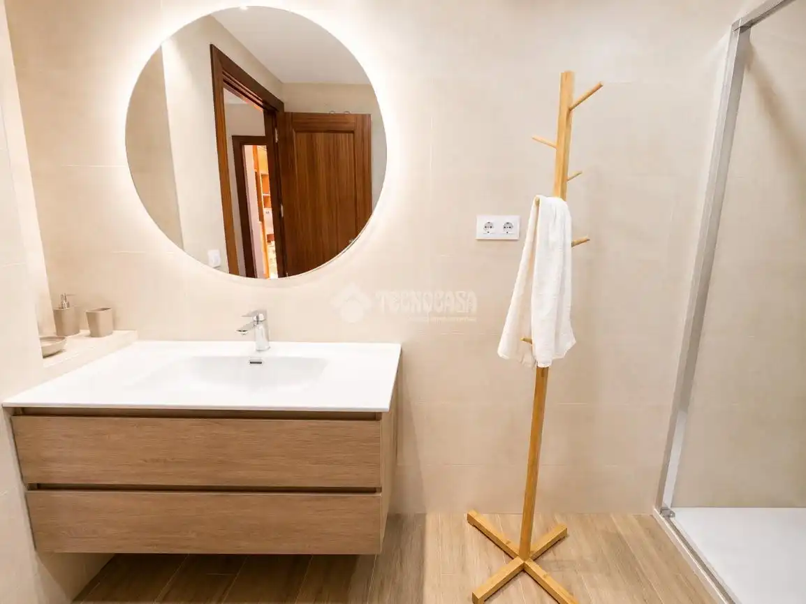 Baño de Piso en venta en Torrent con Balcón