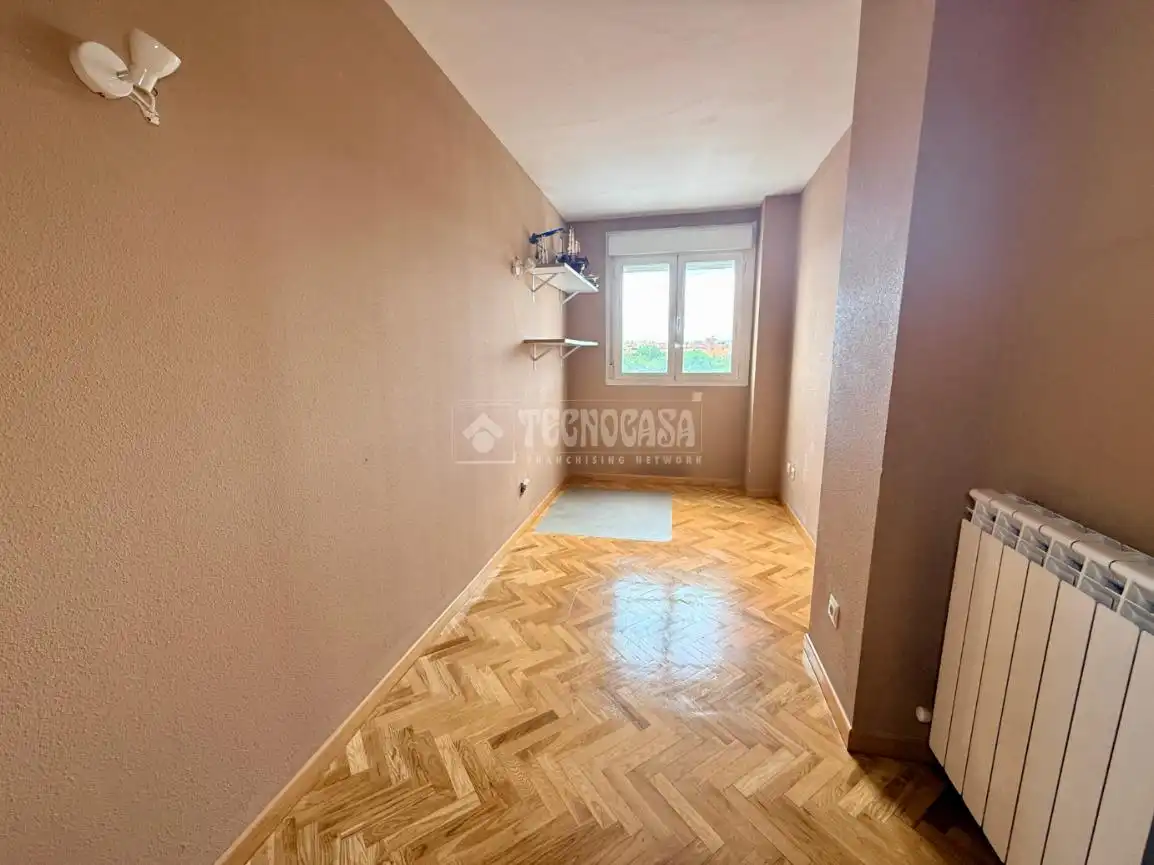 Habitación de Piso en venta en Madrid