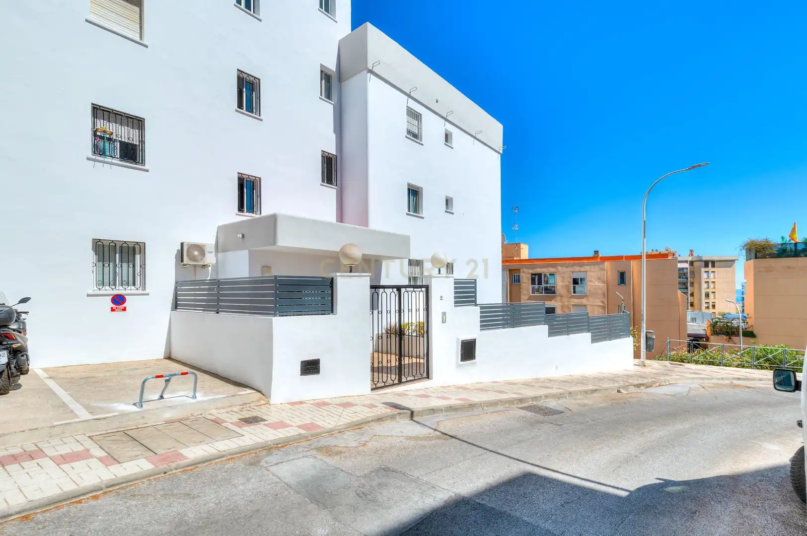 Apartamento con terraza en venta en Calle Dávila Bertoli, Torremolinos, Spain, imagen 25