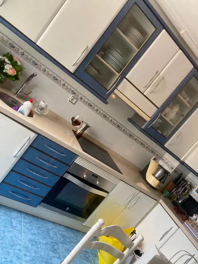 Cocina de Piso en venta en Gijón  con Calefacción, Parquet y Amueblado