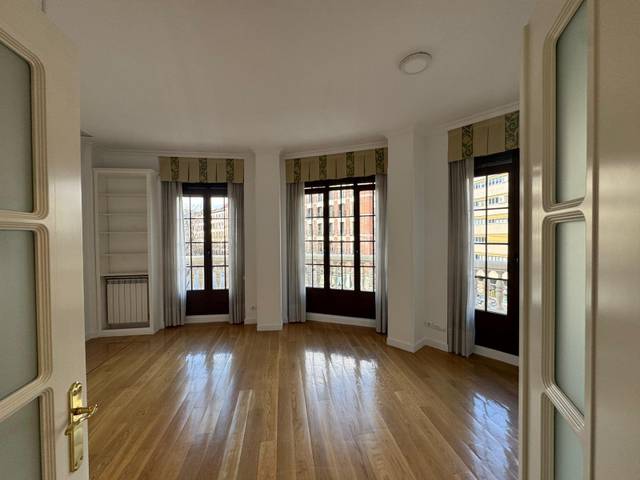 Piso en Alquiler en Goya