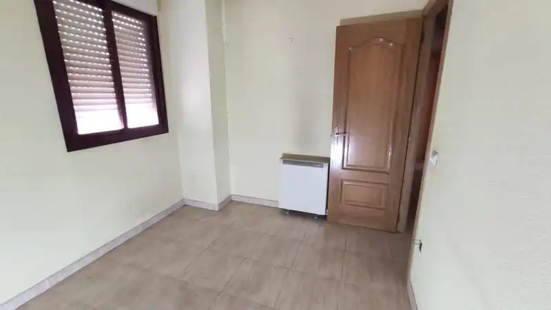Wohnung zum Verkauf in C/ Asturias, Parque Europa - Los Pitufos