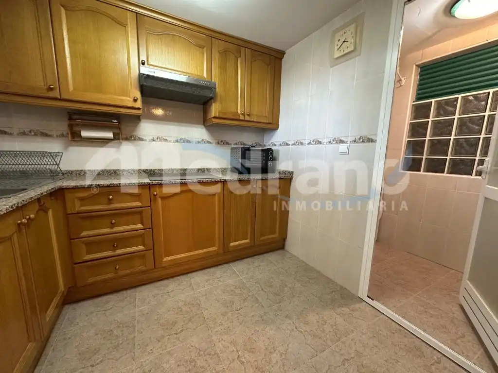 Küche von Wohnung zum Verkauf in Villajoyosa / La Vila Joiosa mit Privatgarten, Terrasse und Schwimmbad
