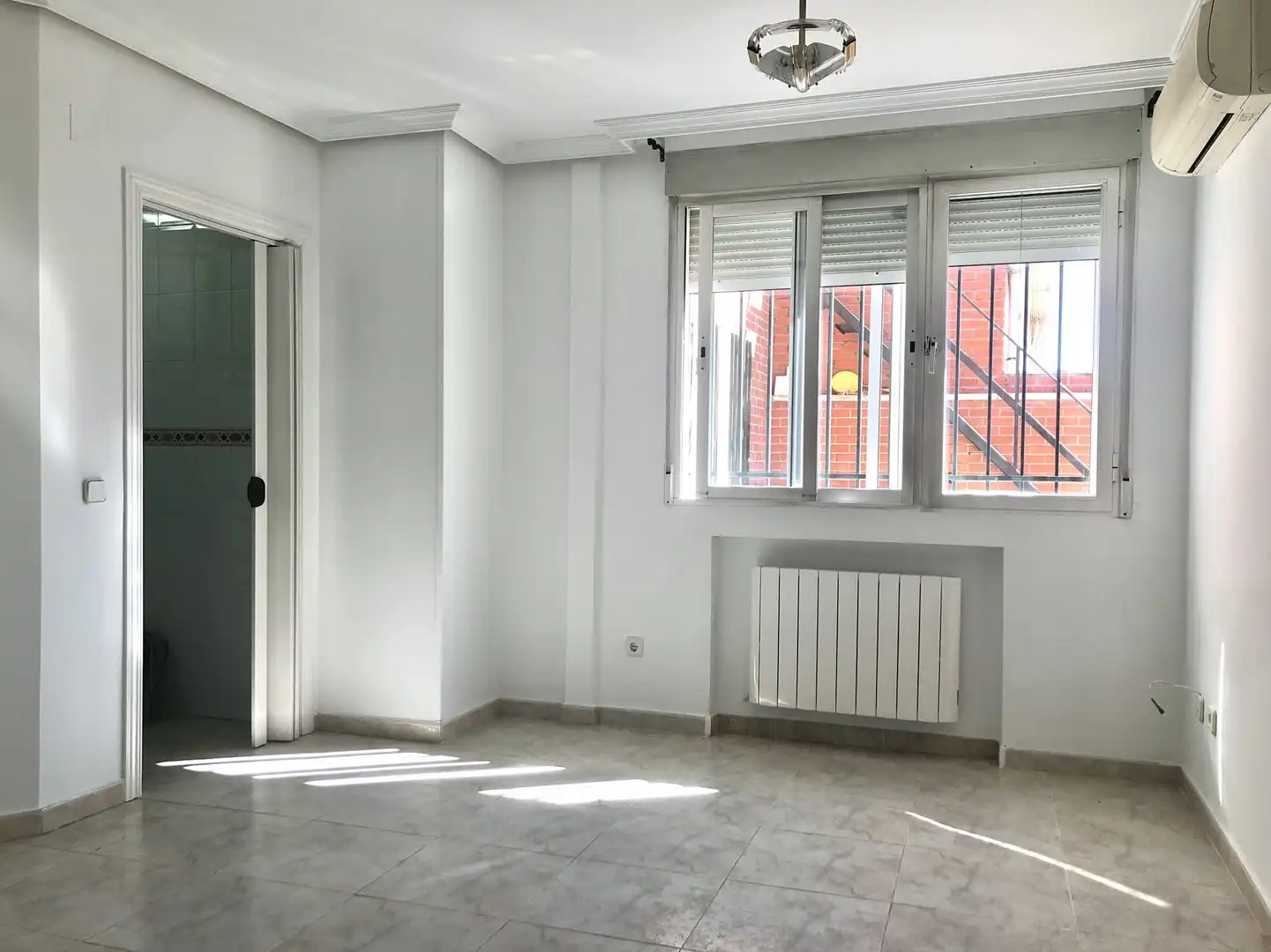 Piso de alquiler en LOS ROSALES, Polígono Industrial Norte