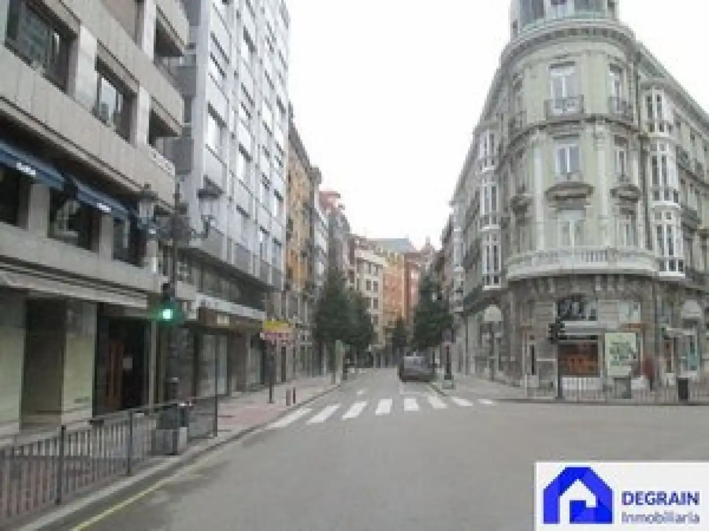 Oficina amb ascensor de lloguer a MELQUIADES ALVAREZ