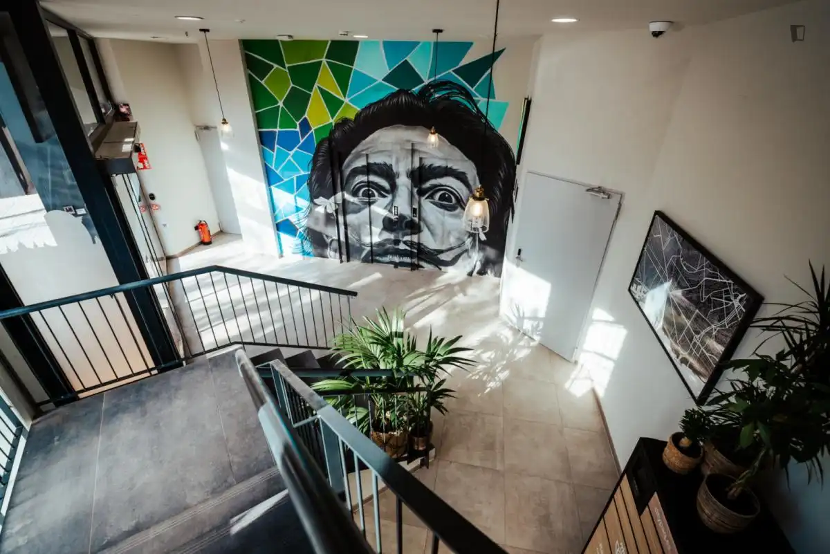 Piso de alquiler en Barcelona con Piscina, Amueblado y Internet