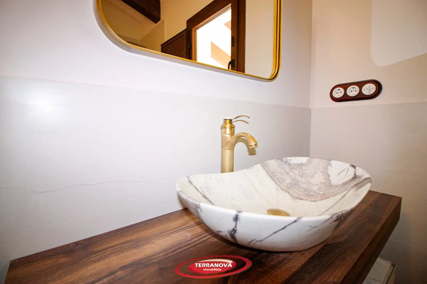 Bathroom of Houses for sale in L'Ametlla del Vallès  with Air Conditioner, Heating and Terrace