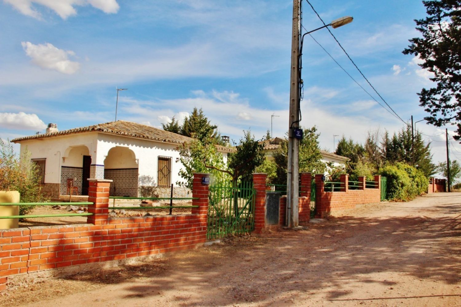 Exterior view of Country house for sale in Villafranca de los Caballeros  with Private garden and Terrace