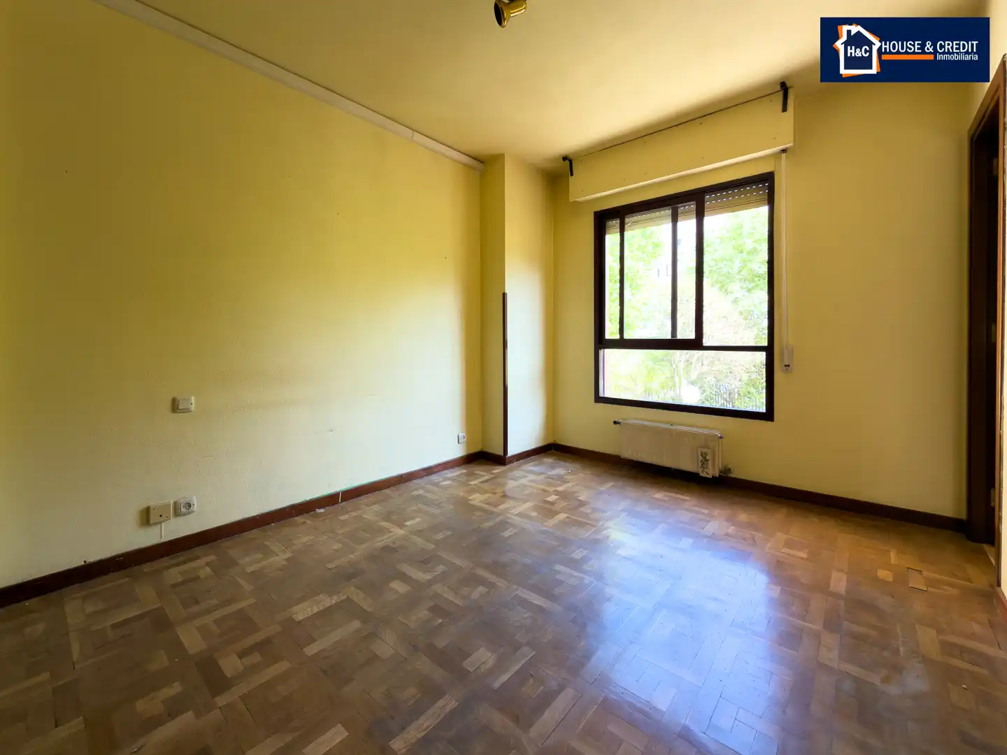 Habitación de Piso en venta en Móstoles con Calefacción, Parquet y Terraza