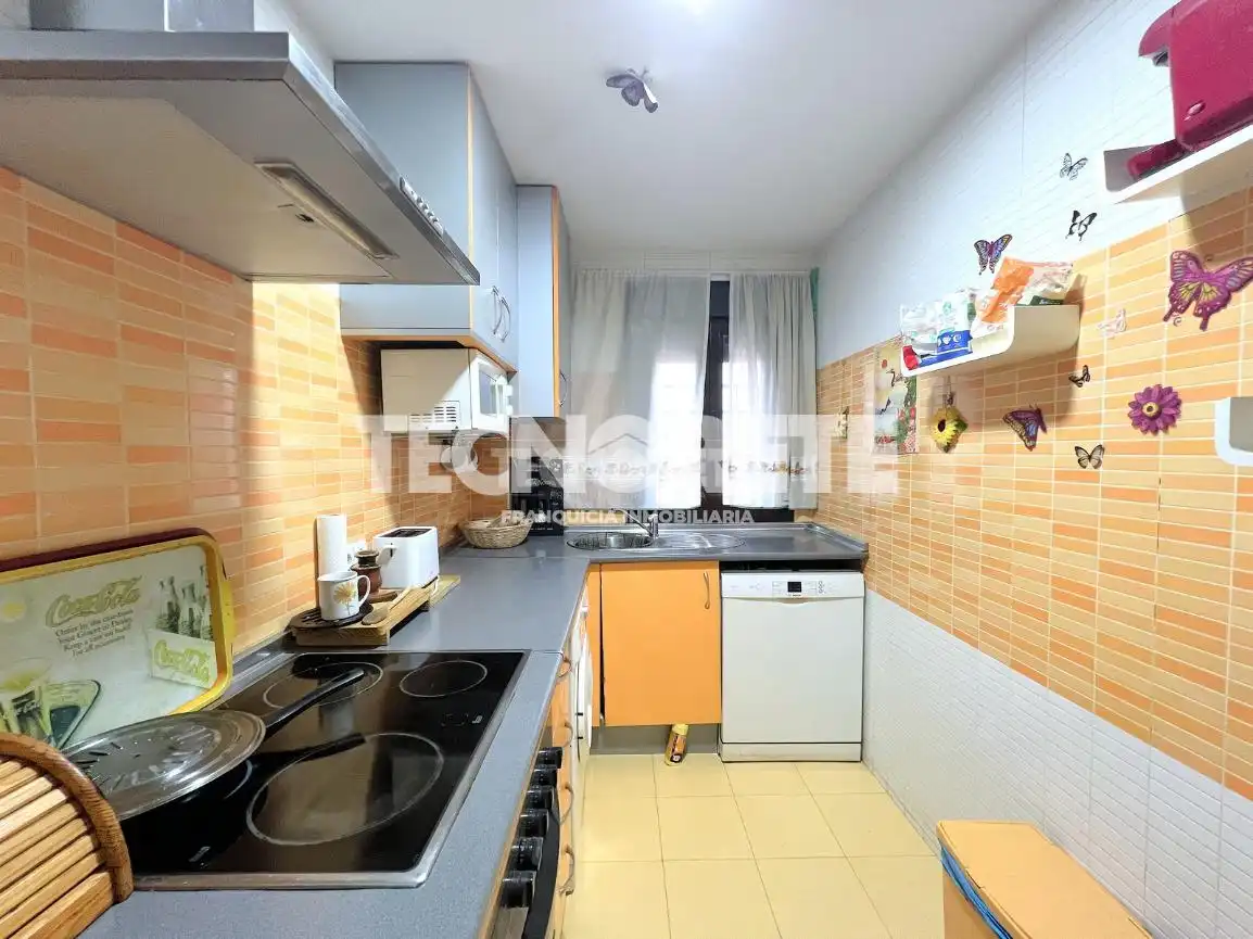 Küche von Wohnung zum Verkauf in Cobisa mit Heizung und Privatgarten