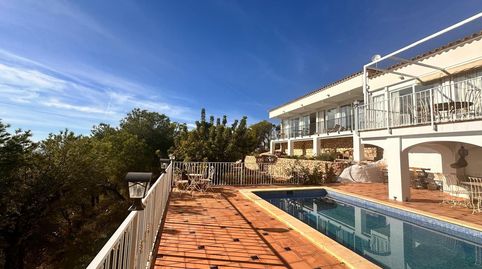 ENCANTADORA VILLA , SOLEADA, TRANQUILA, PRECIOSAS VISTAS AL MAR PARA ALQUILER INVERNAL.