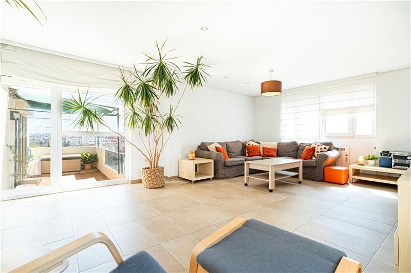 Living room of Attic for sale in  Palma de Mallorca  with Air Conditioner, Heating and Terrace