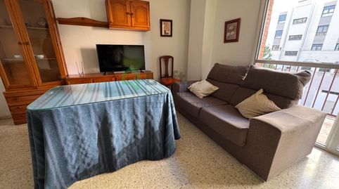 Foto 4 de Piso de alquiler en Valdepasillas - La Paz - Huerta Rosales, Badajoz Capital